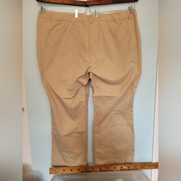 Fashion Bug sz 32 khaki slacks - Picture 2 of 4